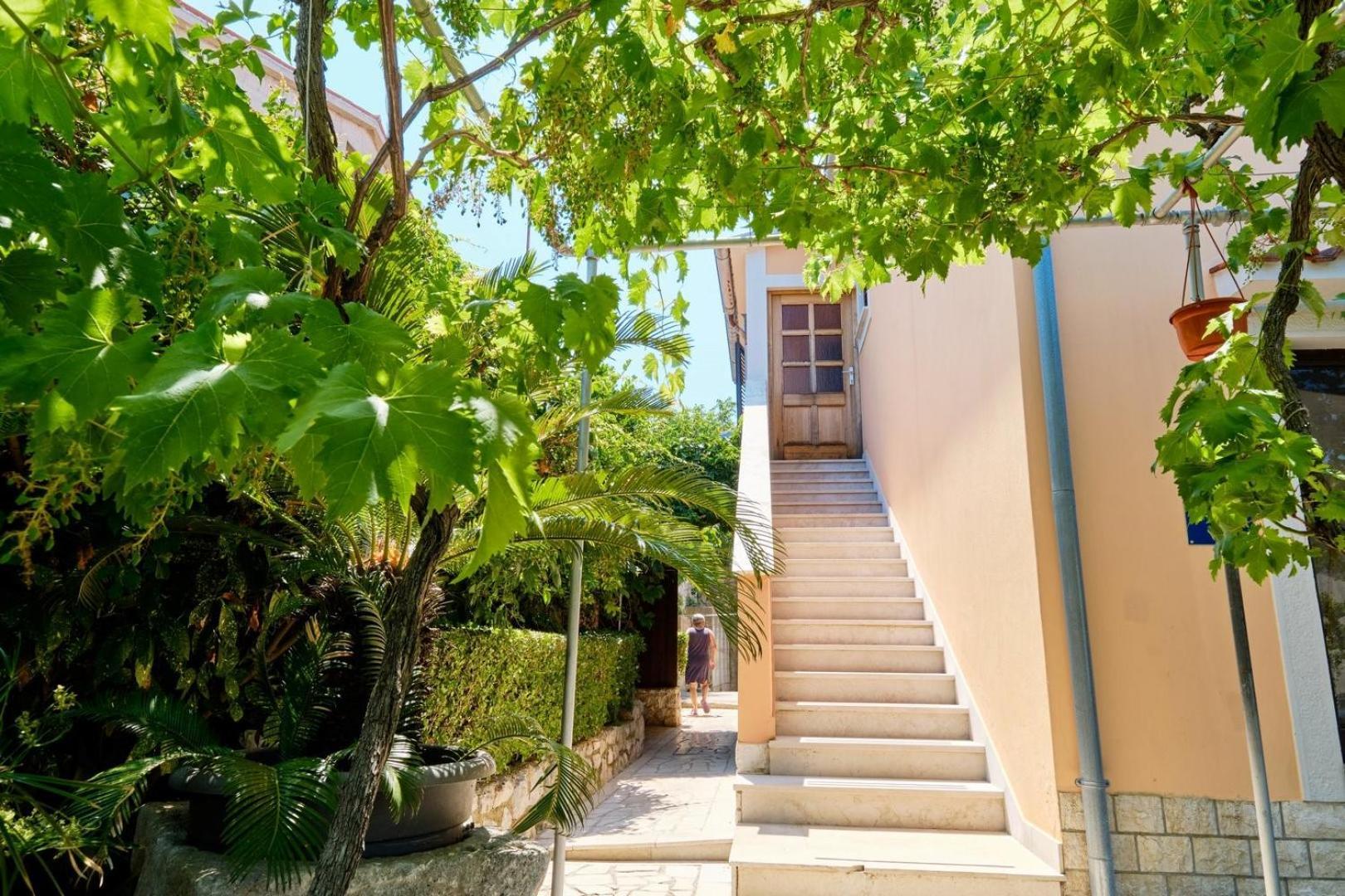 Apartments Ady Mali Losinj Exterior photo